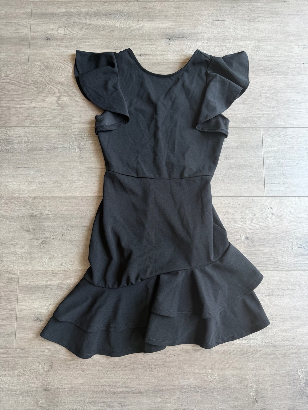 NWT Floerns V Back Inslace Layered Ruffle Hem Flutter Sleeve Dress - size XS
